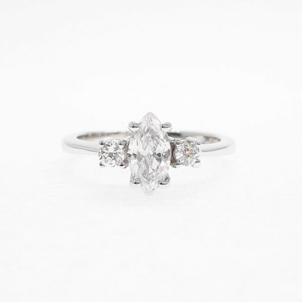 Marquise cz ring แหวนเพชรสวิส เพชรcz รูปมาคีส์ โรงงานผลิตเครื่องประดับเพชรสังเคราะห์ G360